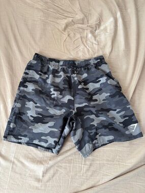 Gym shark camo shorts